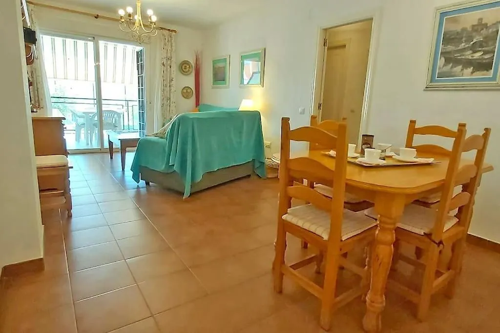 La Antilla, Walk To The Beach!. Apartment