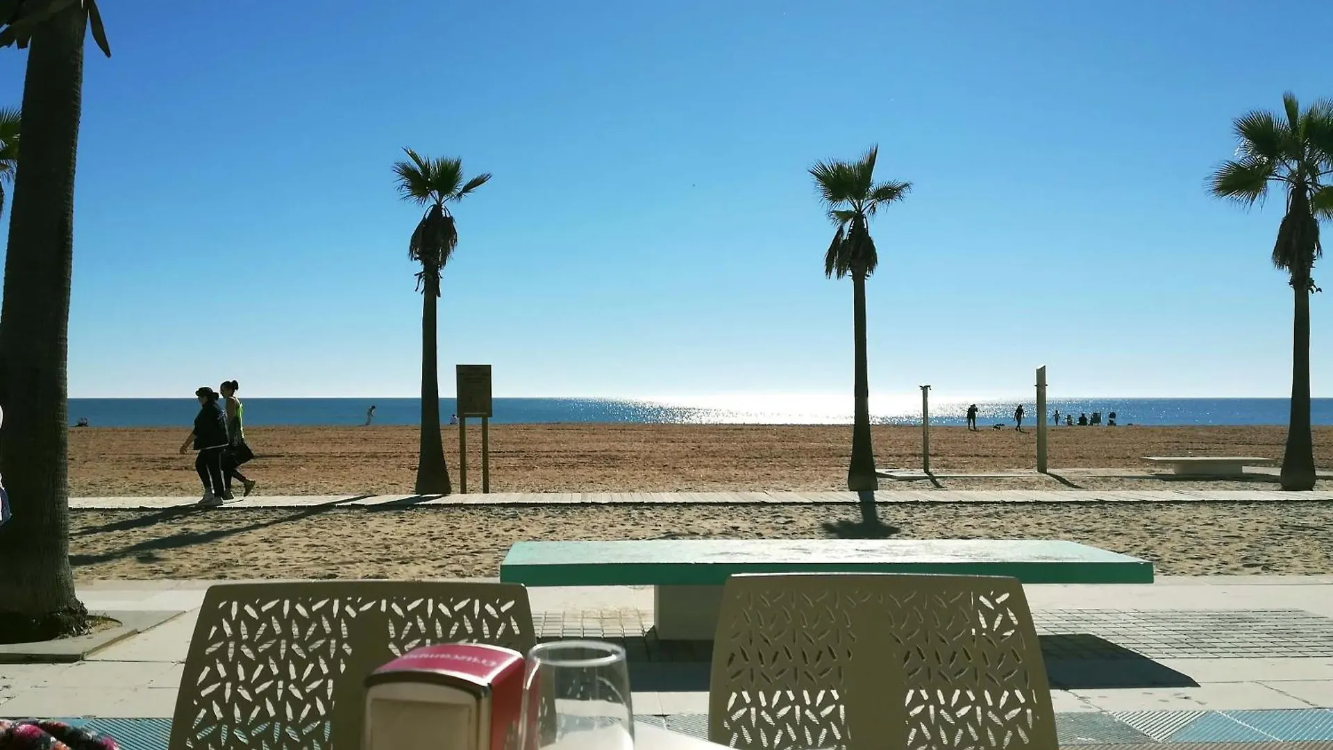 La Antilla, Walk To The Beach!. Apartment Spain